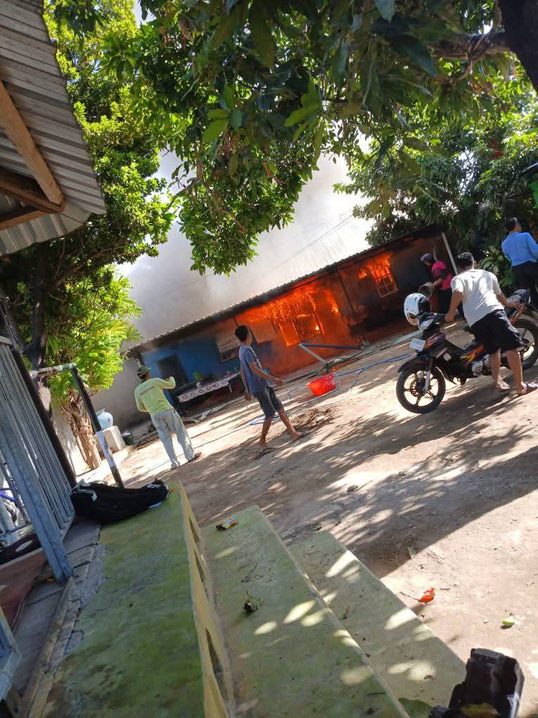 Diduga Arus Pendek, Panti Asuhan Al-Mizan Sumbawa Hangus Terbakar