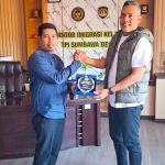 Rajin Laporkan Siswa Asing, Imigrasi Sumbawa Apresiasi Pesantren Dea Malela