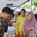 Pastikan Bapok Terjangkau, Wabup Sumbawa Buka Operasi Pasar