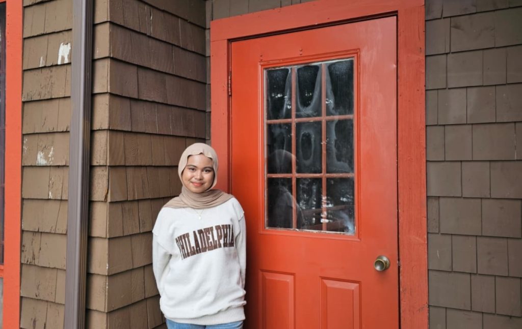 Santri SMA Dea Malela Sumbawa, Amelia Widiyanti Bagikan Pengalaman Ikut Program KLYES di Amerika Serikat