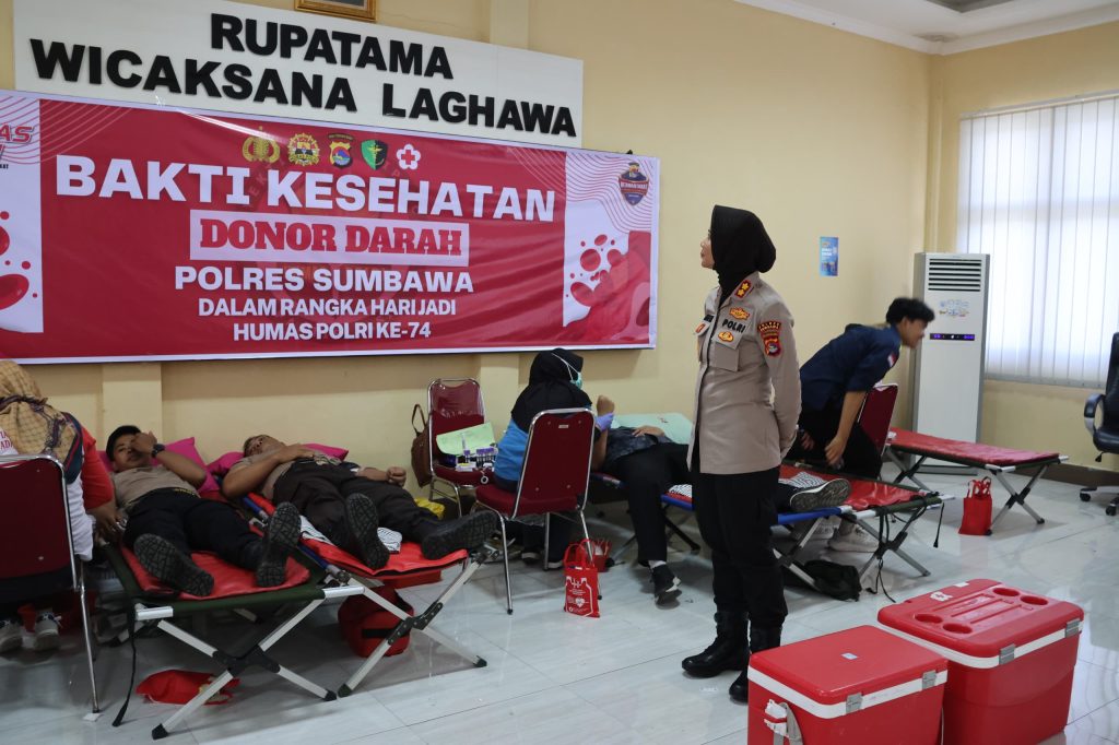 Meriahkan Hari Jadi Humas Polri ke-74, Polres Sumbawa Gelar Donor Darah 