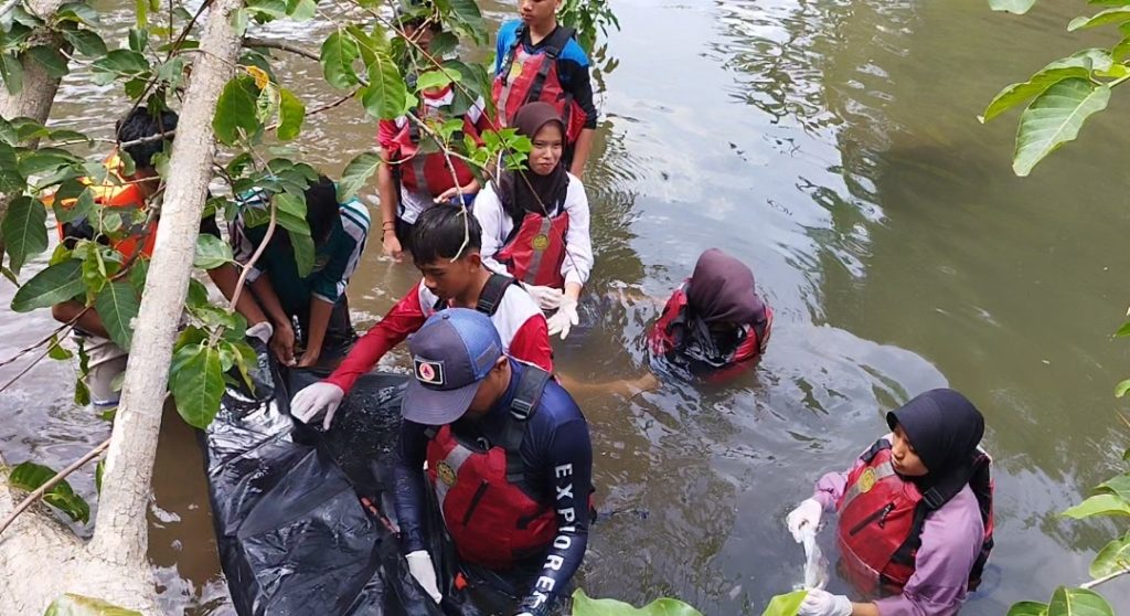 Jamcab 2025 Pramuka Sumbawa, Kenalkan Mitigasi Bencana dan Simulasi SAR Air Sejak Dini