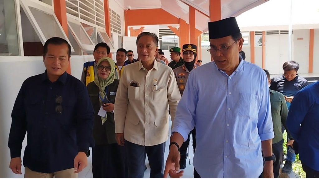 Pastikan Renovasi Tahap 1 Sesuai Harapan, Menteri PU Tinjau SRD 5 Sumbawa