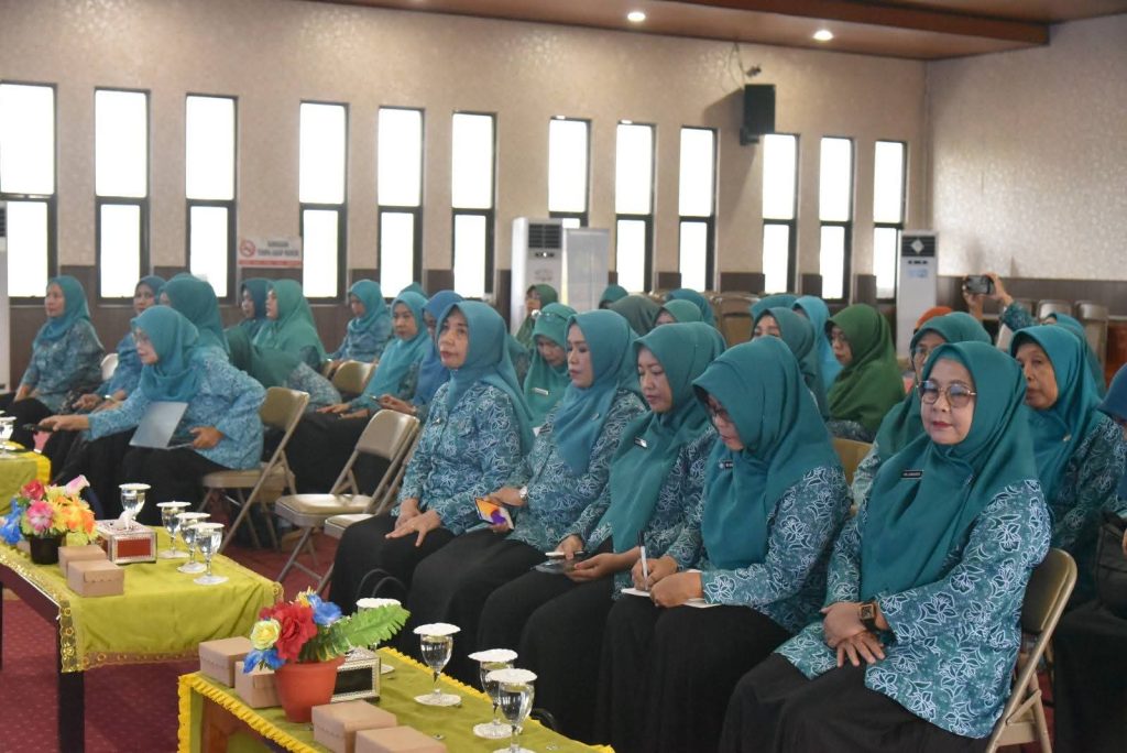 Upaya Sinkronisasi Program dan Sosialisasi Hasil Rakernas PKK ke-X