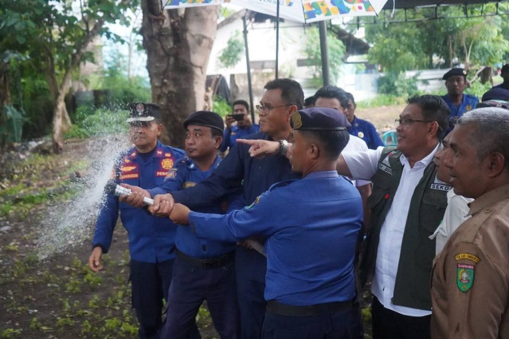 Kurangi Risiko Bencana Kebakaran, Bupati Sumbawa Resmikan Pos Damkar di Wilayah Empang