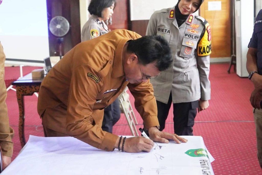 Buka Rakor, Bupati Sumbawa Tekankan Pencegahan Narkoba Dimulai Dari Keluarga