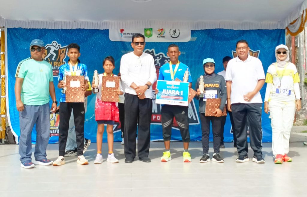 Empat Pelari Binaan One Rush Club Juarai 5K Tarkam Kemenpora 2025,  Bupati Sumbawa Ucapkan Selamat