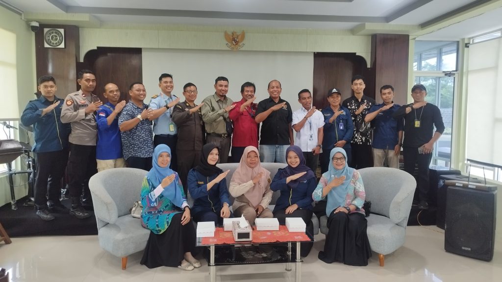 Bandara Sumbawa Gelar Forum Konsultasi Layanan Publik dan Sosialisasi Dokumen Kerjasama