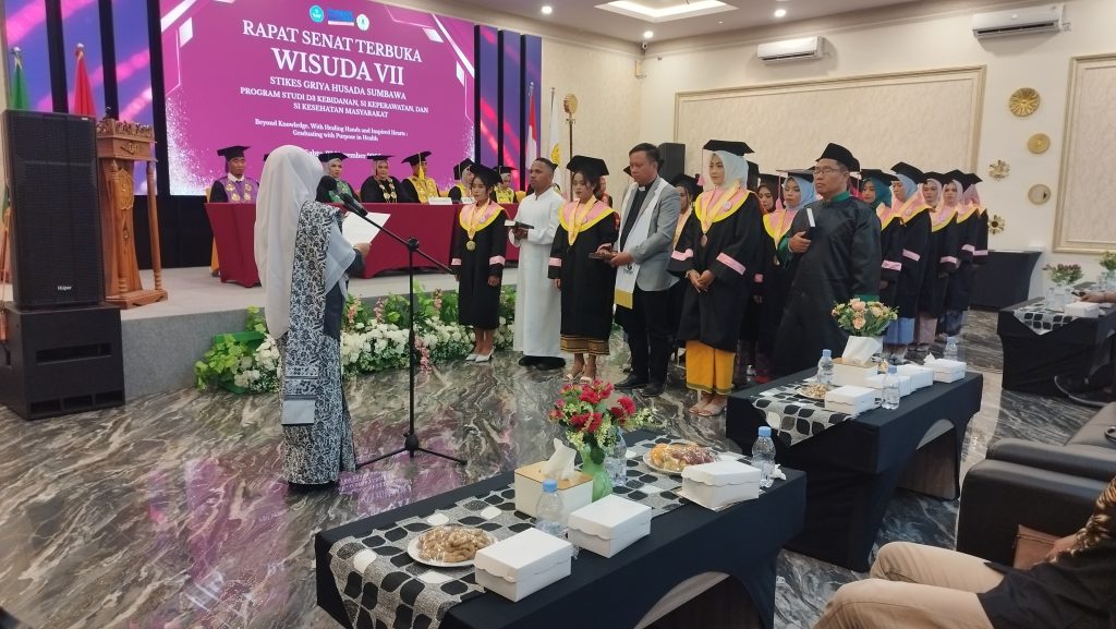 STIKES GHS Gelar Wisuda ke-VII dan Wisudakan 74 Mahasiswa