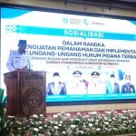 KUHP Baru Mulai Berlaku, Bupati Sumbawa Tekankan Harmonisasi Perda dan Penguatan Hukum Adat