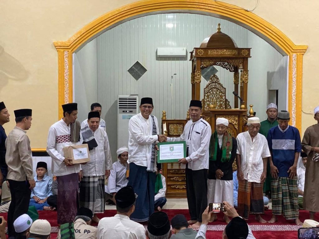 Satu Tahun Pemerintahan Jarot-Ansori, Bupati Sumbawa Ajak Masyarakat Dukung Pembangunan Daerah