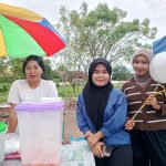 Berkah di Bulan Suci Ramadan, Lina Safira Raup Omzet Ratusan Ribu dari Lapak Takjil