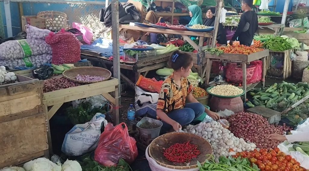 Jelang Ramadan, Harga Sejumlah Bahan Pokok di Sumbawa Naik Drastis