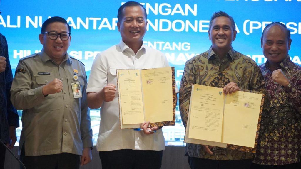 Pemprov NTB dan ID FOOD Teken MoU Industri Ayam Terintegrasi Senilai 1,2 Triliun Rupiah di Sumbawa