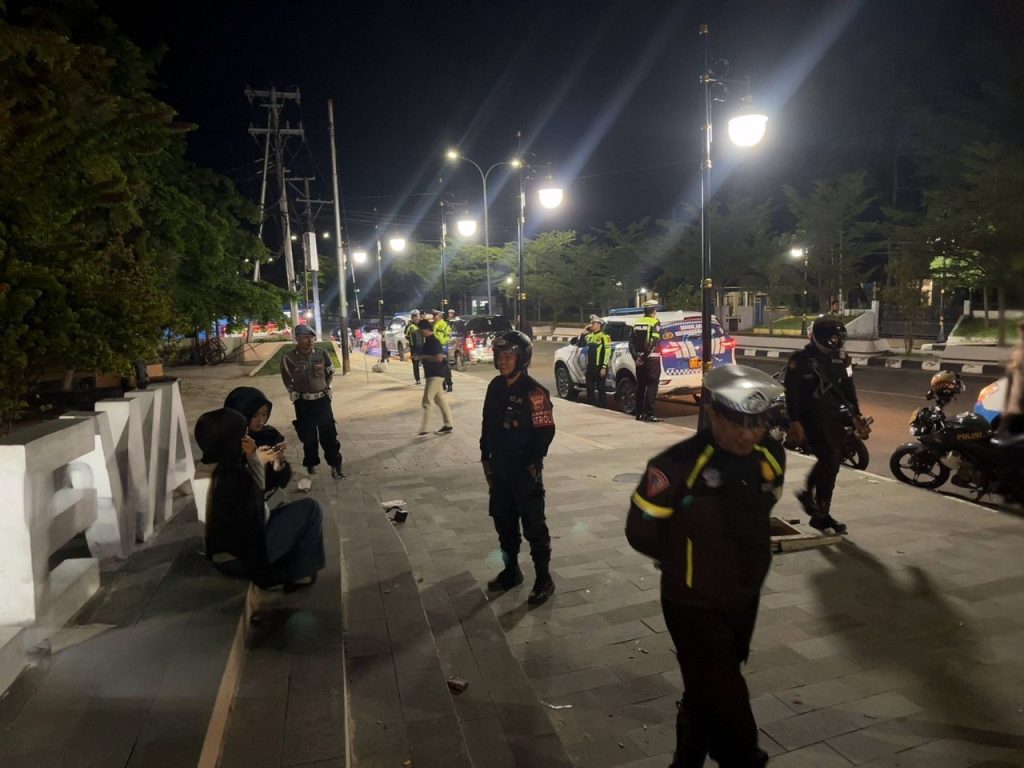 Guna Memastikan Keamanan Masyarakat, Polres Sumbawa Gelar Patroli Gabungan