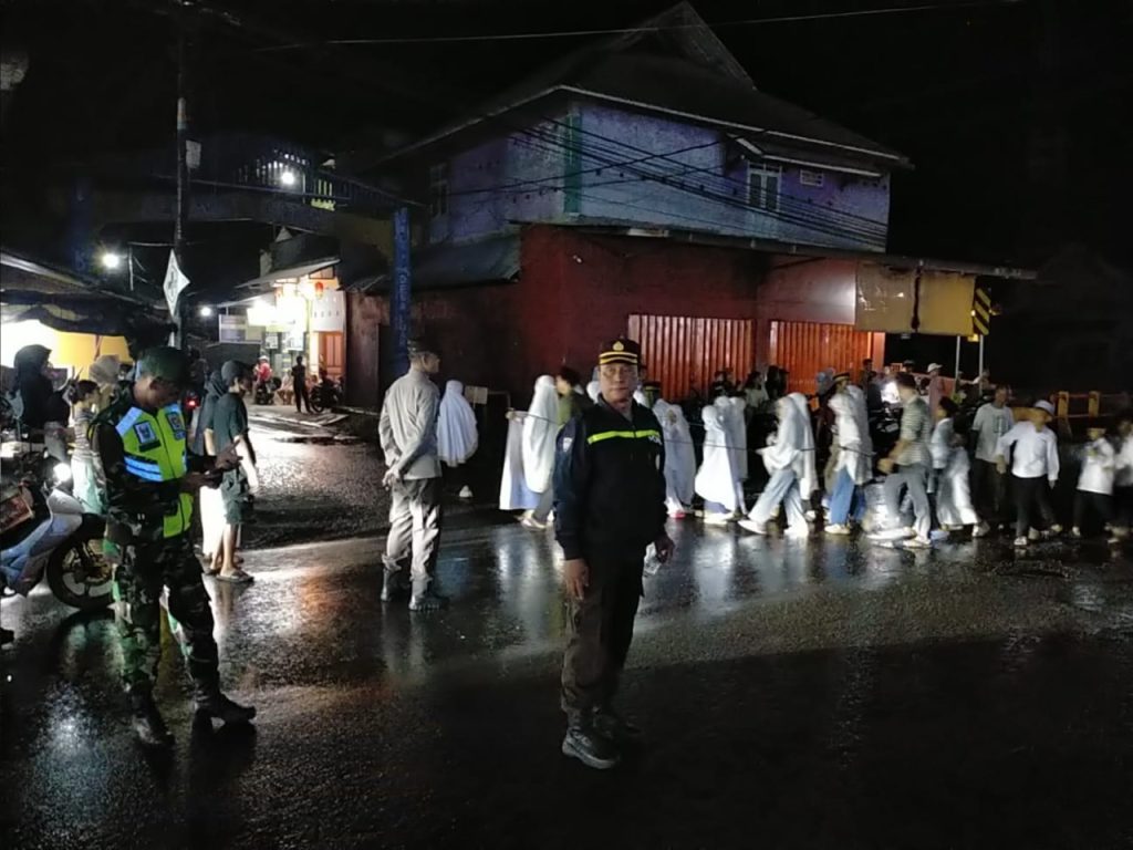Semarak Idul Fitri 1447 H, Personel Gabungan Kawal Ketat Pawai Takbir Keliling di Alas