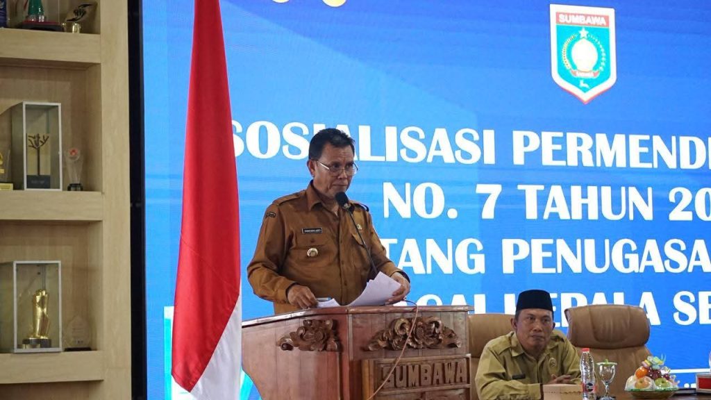 Hadiri Sosialisasi Permendidasmen Nomor 7 Tahun 2025, Bupati Sumbawa Tekankan Penugasan Guru Sebagai Kepala Sekolah