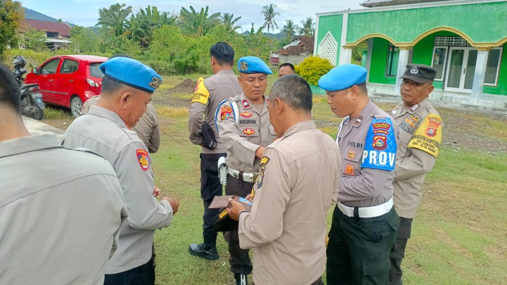 Perkuat Kedisiplinan Internal, Propam Polres Sumbawa Gelar Gaktibplin di Lima Polsek Jajaran