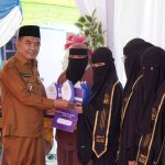 Wisuda Santri Ponpes Aisyah, Wabup Sumbawa Tekankan Sinergi Ulama dan Umaro Bangun Daerah