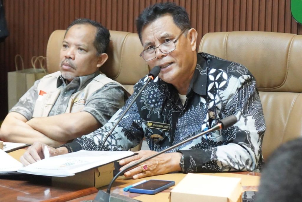 Dialog Dengan Sekolah Pilar Muda, Bupati Sumbawa Tegaskan Komitmen Hijaukan Sumbawa