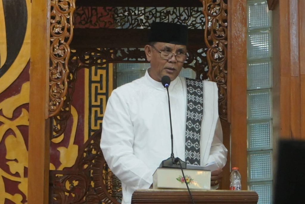 Idul Adha 1447 H, Bupati Sumbawa Tekankan Kemuliaan Hidup Diukur Dari Keikhlasan Berbagi
