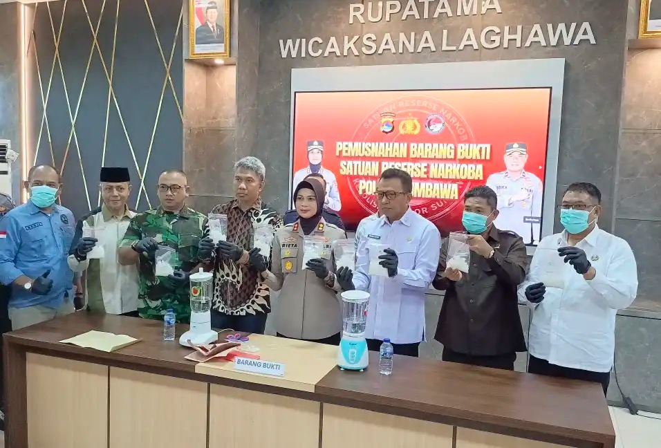 Polres Sumbawa Musnahkan 845,37 Gram Sabu, Libatkan Forkopimda dan Pemda