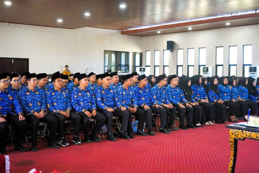 209 CASN Resmi Diangkat Menjadi ASN, Bupati Sumbawa Tekankan Integritas dan Pelayanan Prima