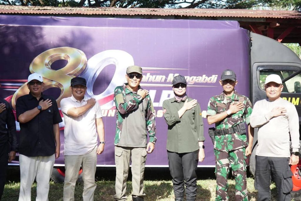 Meriahkan Hari Bhayangkara ke 80, Bupati Sumbawa Hadiri Lomba Menembak Polres Sumbawa