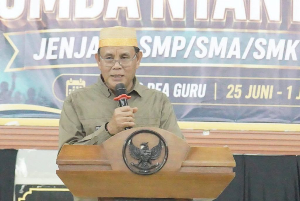 Tutup Kegiatan PORSENIJAR, Bupati Sumbawa Apresiasi PORSENIJAR PGRI Buat Guru Lebih Sehat dan Kreatif