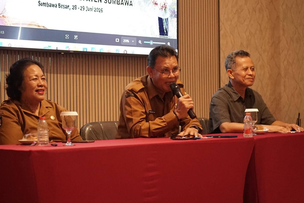 Tutup FGD Exit Strategy Proyek Upland, Bupati Sumbawa Tegaskan Keberlanjutan Program untuk Kemandirian Petani