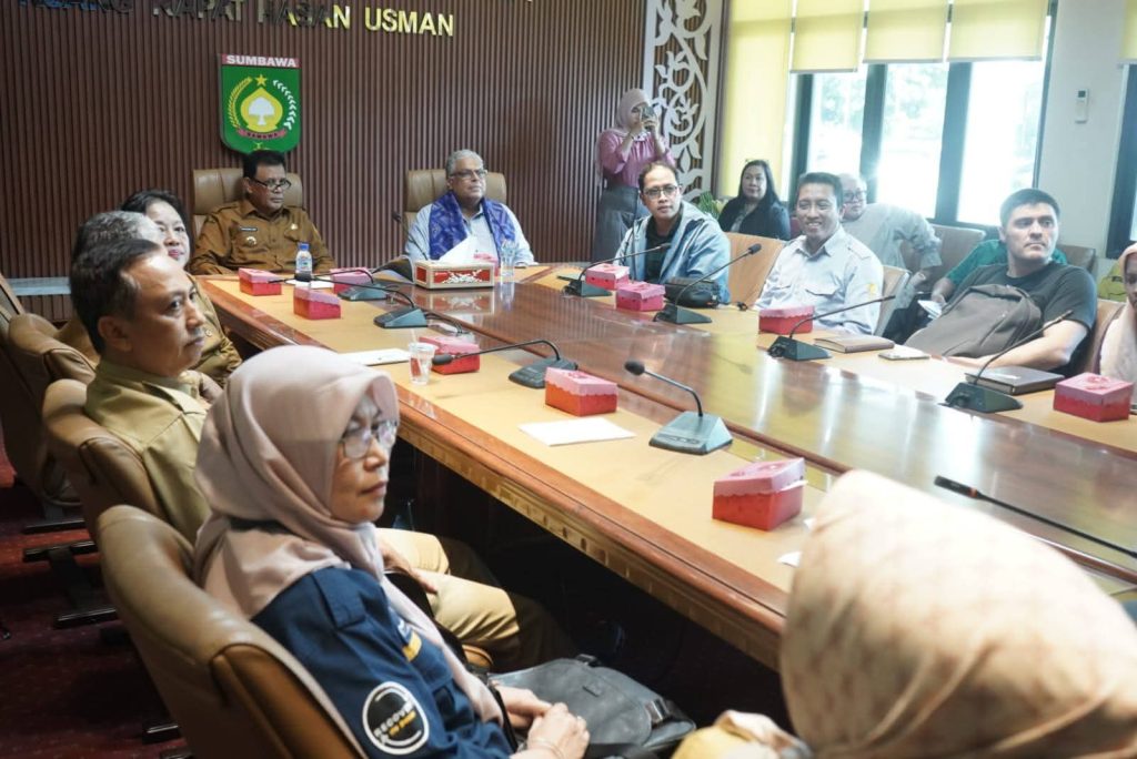 Tim IFAD Kagumi Sumbawa, Bupati Sumbawa Ungkapkan UPLAND Sukses Angkat Petani Jadi Pelaku Utama