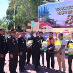 Bakti Sosial Hari Bhayangkara ke-80, Polres Sumbawa Salurkan 500 Kg Beras Gratis untuk Masyarakat