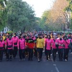 Semarak HUT Bhayangkara ke-80, Polres Sumbawa Gelar Bhayangkara Fun Walk Bersama Masyarakat
