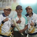 Tutup Bupati Open 2026, Wabup Sumbawa Minta PBSI Sumbawa Bina Atlet Sejak Dini