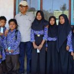 Tinjau SDN Karya Baru Desa Mungkin, Wabup Sumbawa Tegaskan Pemerataan Sarana Pendidikan Harus Dilakukan