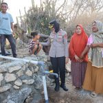 Wujud Nyata Kepedulian Polri, Kapolres Sumbawa Serahkan Bantuan Sumur Bor untuk Masyarakat Dusun Omo