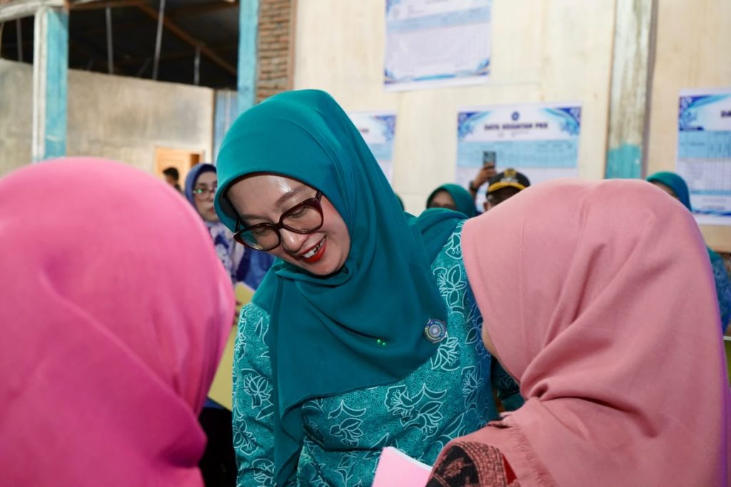 TP PKK Provinsi NTB Hadiri Pelatihan Olahan AKU HATINYA PKK, Pokja III Kabupaten Sumbawa Luncurkan Buku Resep Panganan Lokal